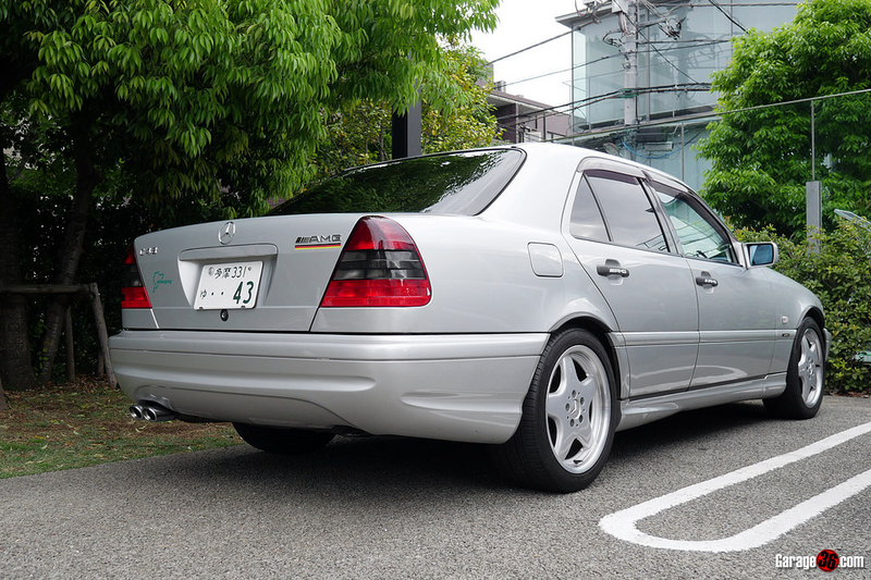 Illustration for article titled Tokyo Auto-Otaku Shenanigans: Daikanyama Morning Cruise meet, Part 1 of 2.